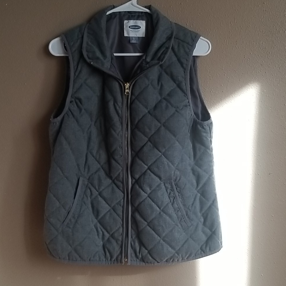 Old navy light gray zip up vest